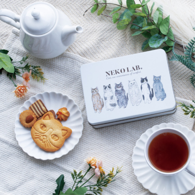 「NEKO LAB」猫デザインのクッキー缶