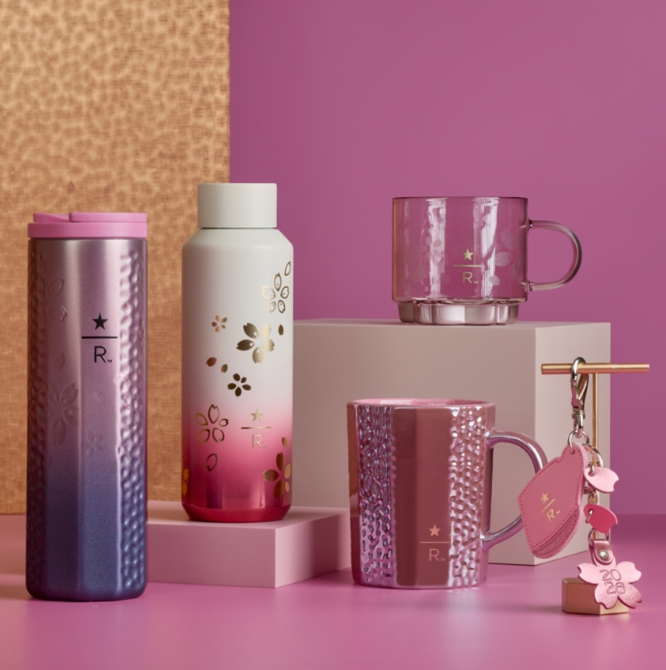 「STARBUCKS RESERVE ROASTERY TOKYO」の桜グッズ