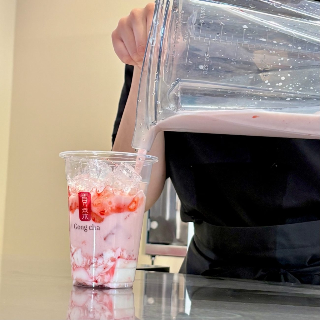 見た目も味わいも華やかなミルクティー