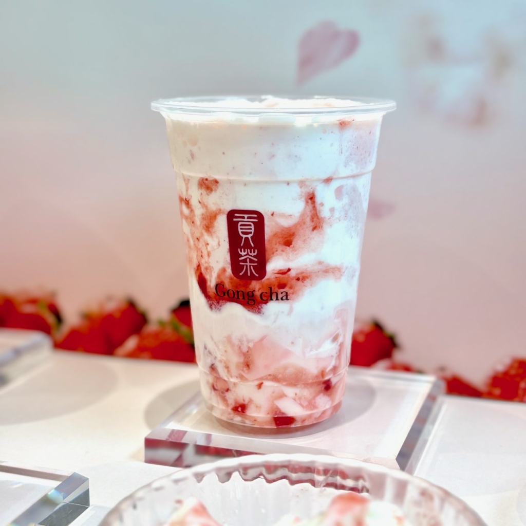 いちご杏仁 ジェラッティー Mサイズ