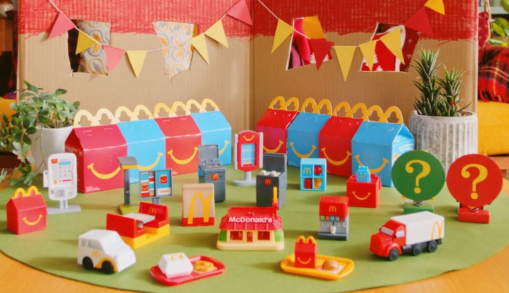 ハッピーセット「ミニチュアマック」