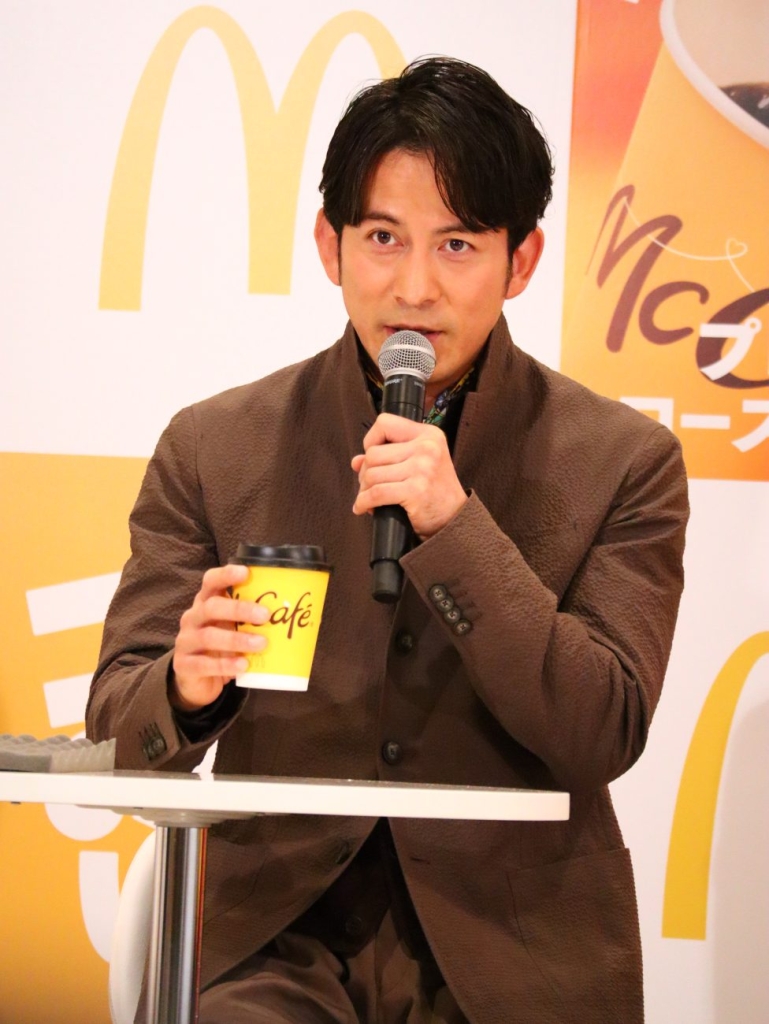 俳優の岡田准一氏