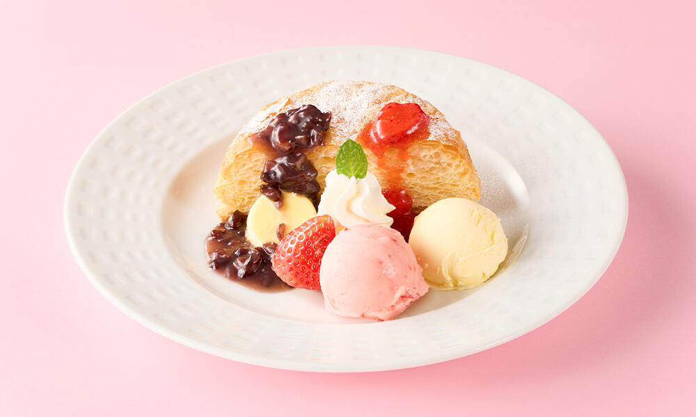 ハーフ いちごのあんバターココッシュ 715円