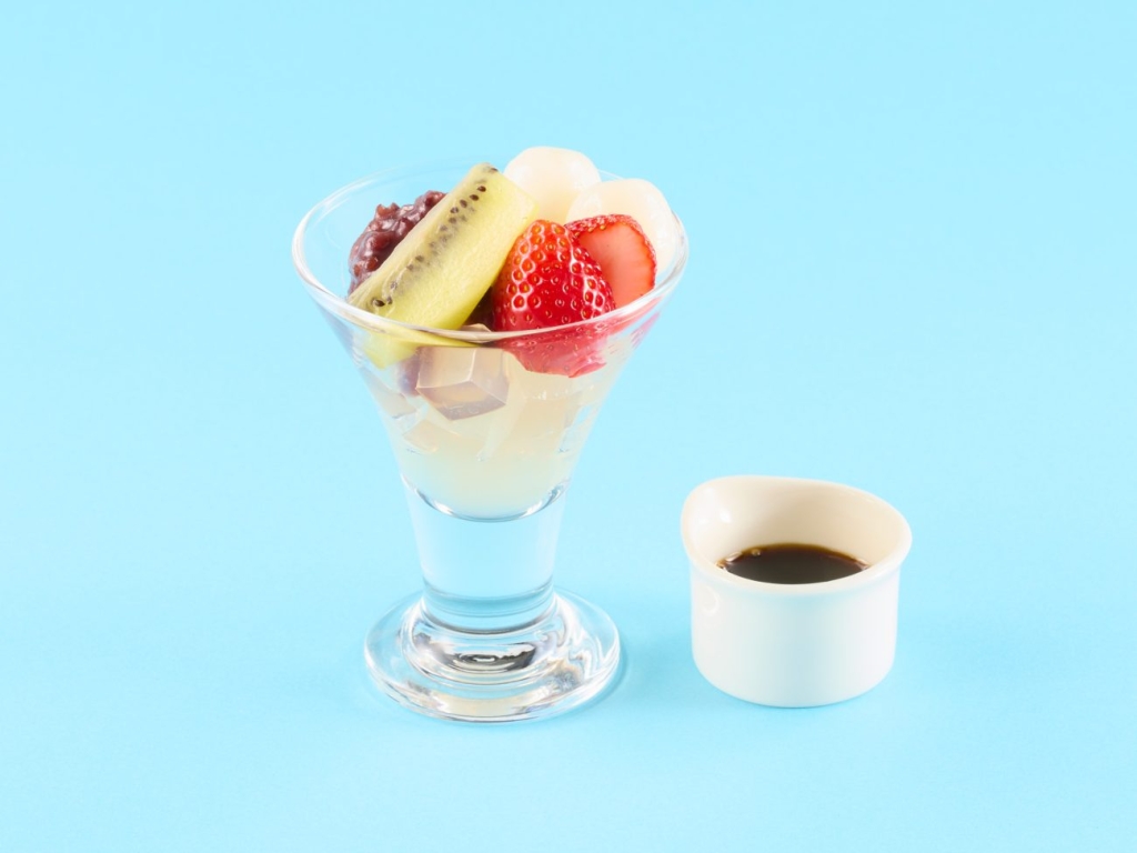 ミニ!いちごのあんみつ 385円