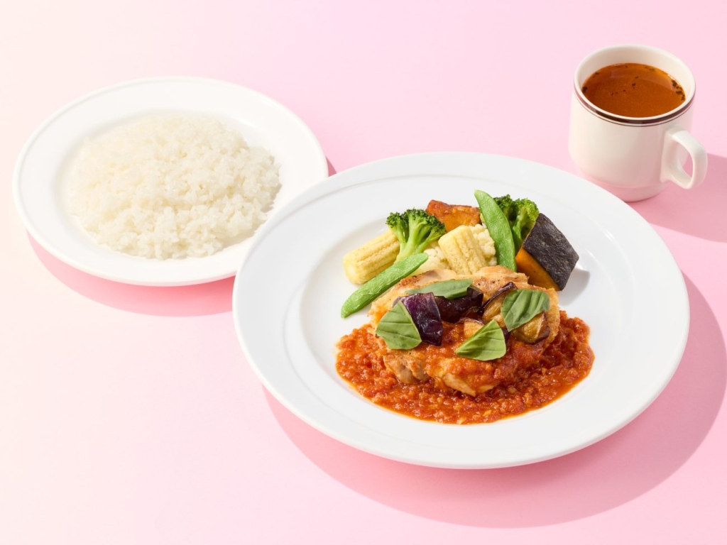 揚げなすとバジルのガーリックトマトチキンステーキランチ