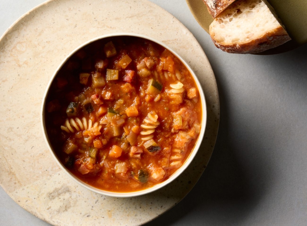 ごろごろ野菜の食べるミネストローネ
