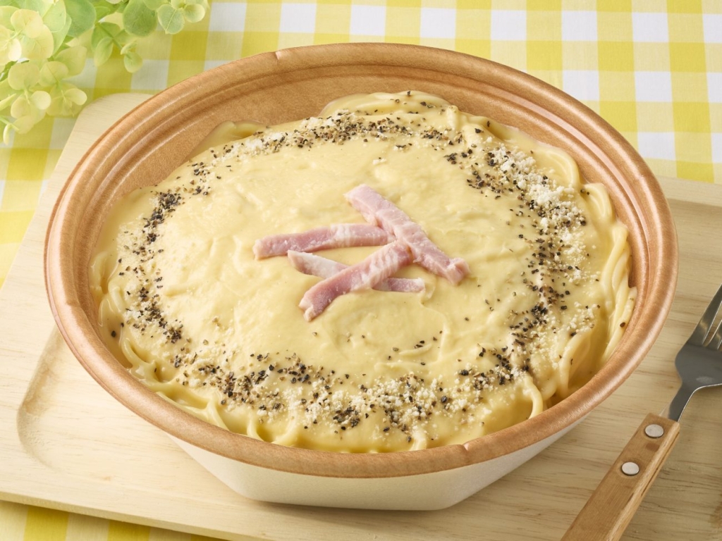 大盛　たまごのコク！カルボナーラ　増量