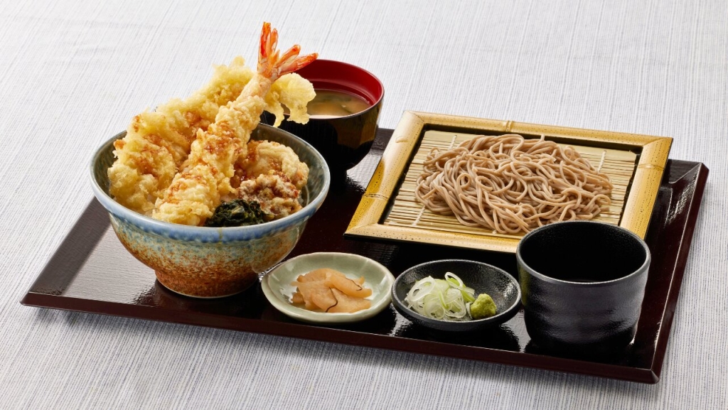 春ご馳走天丼 (小)藪そばセット(みそ汁付)