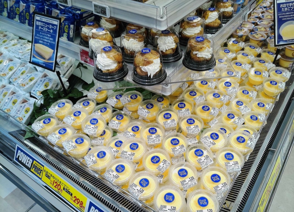 「フードスタイル三田店」店内で作ったスイーツも