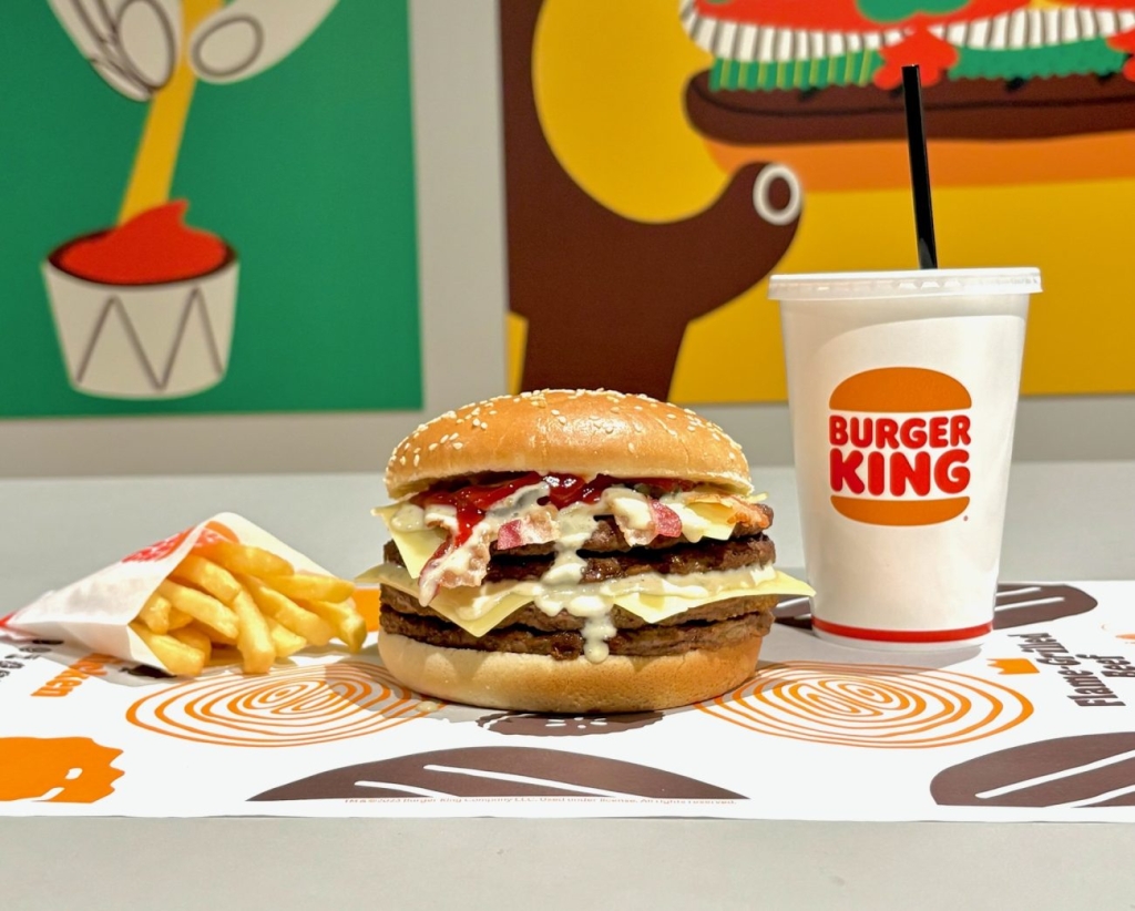 「アルファキング・イエティ ザ・ワンパウンダー」セット