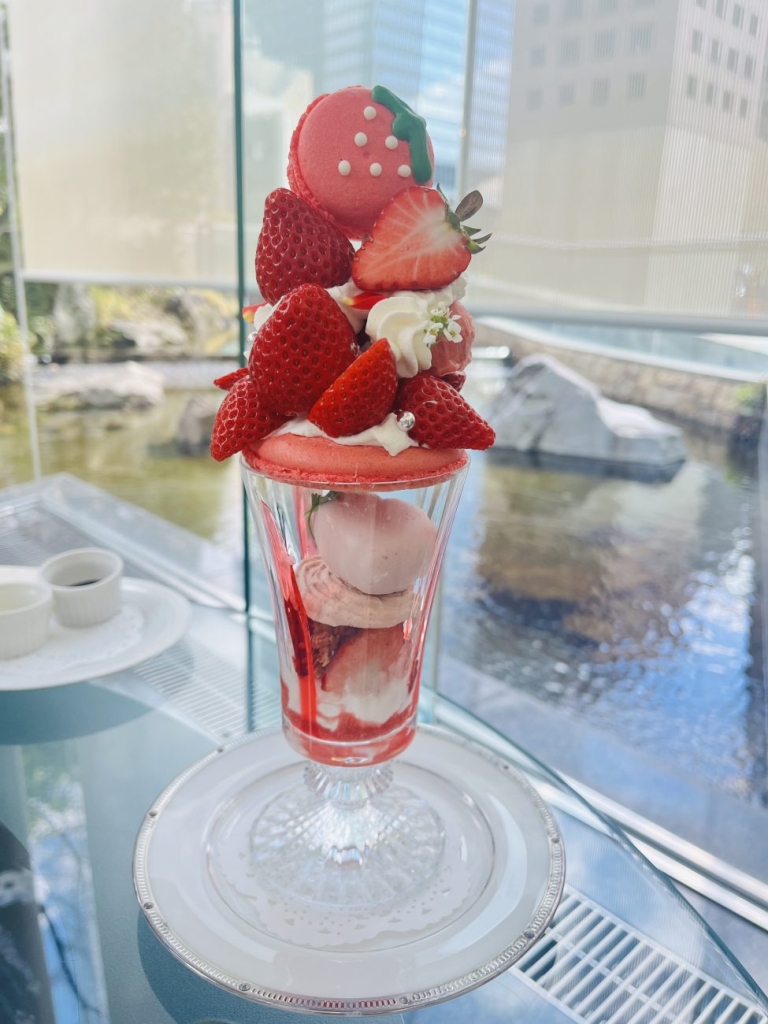 あまりんパフェ