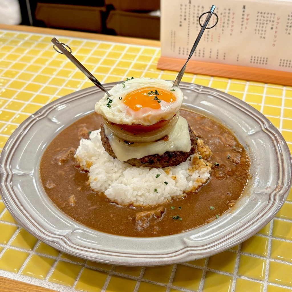 「あさくまSPカレー」R(レギュラー、180g)1680円