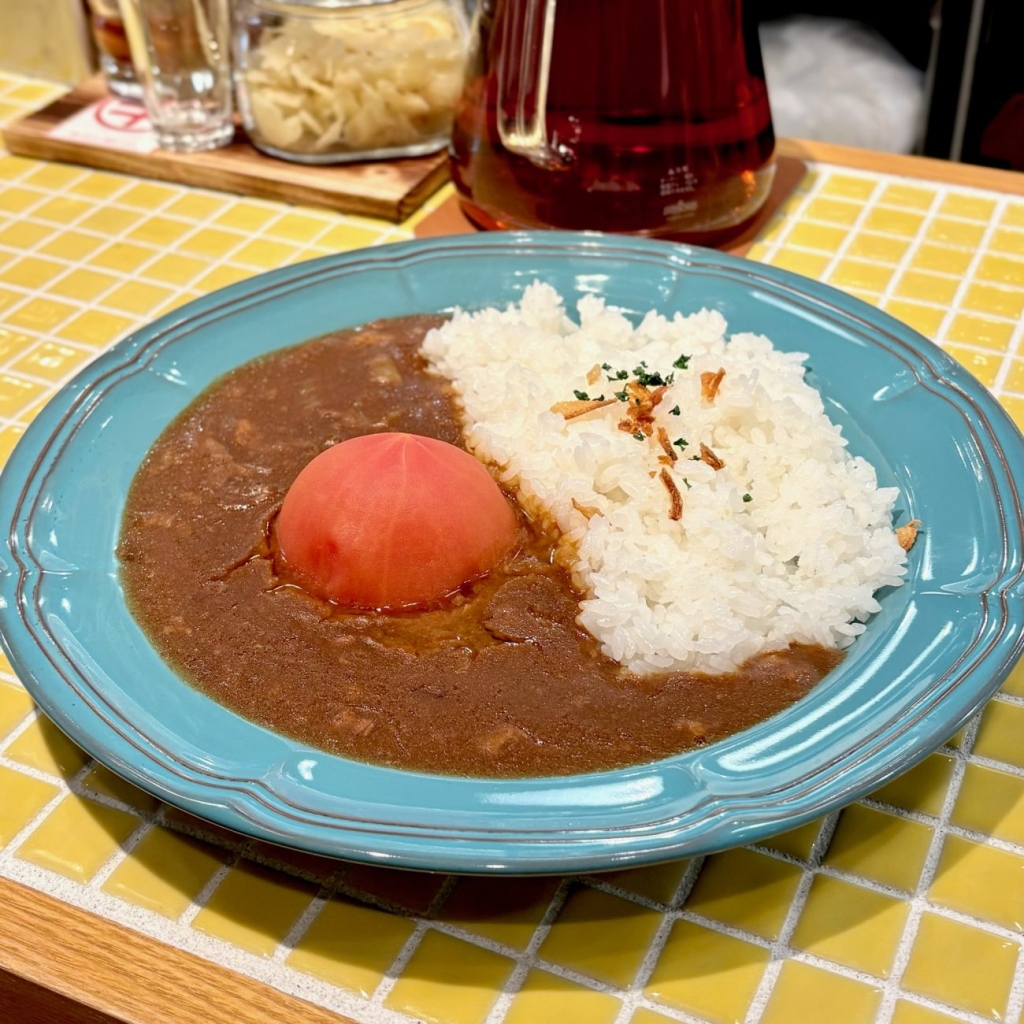 「丸ごとトマトカレー」980円