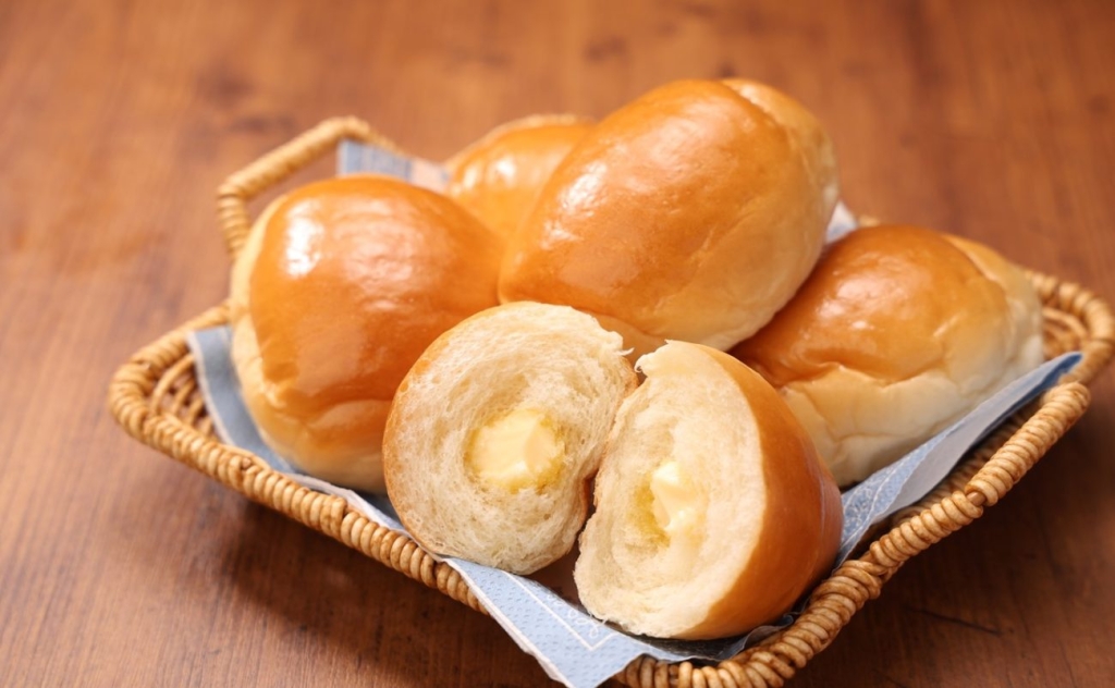 マーガリン入りバターロール 5個入