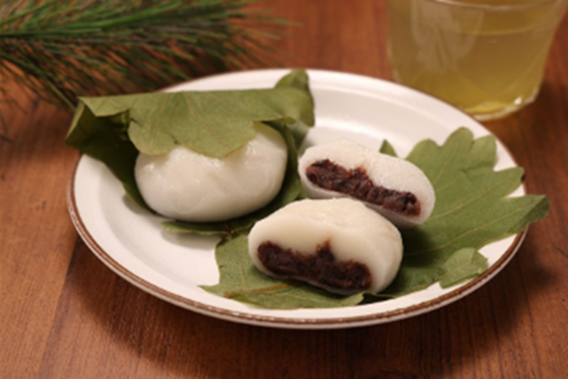 かしわ餅（つぶあん）2個入