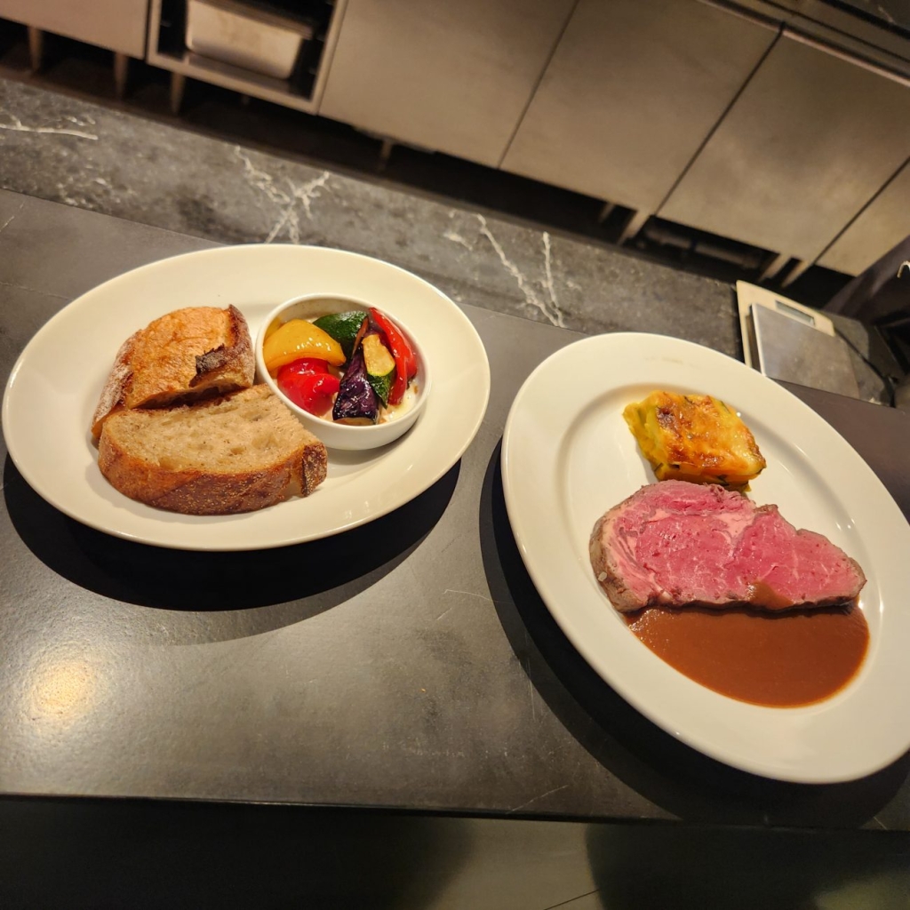 多彩なメニューを提供