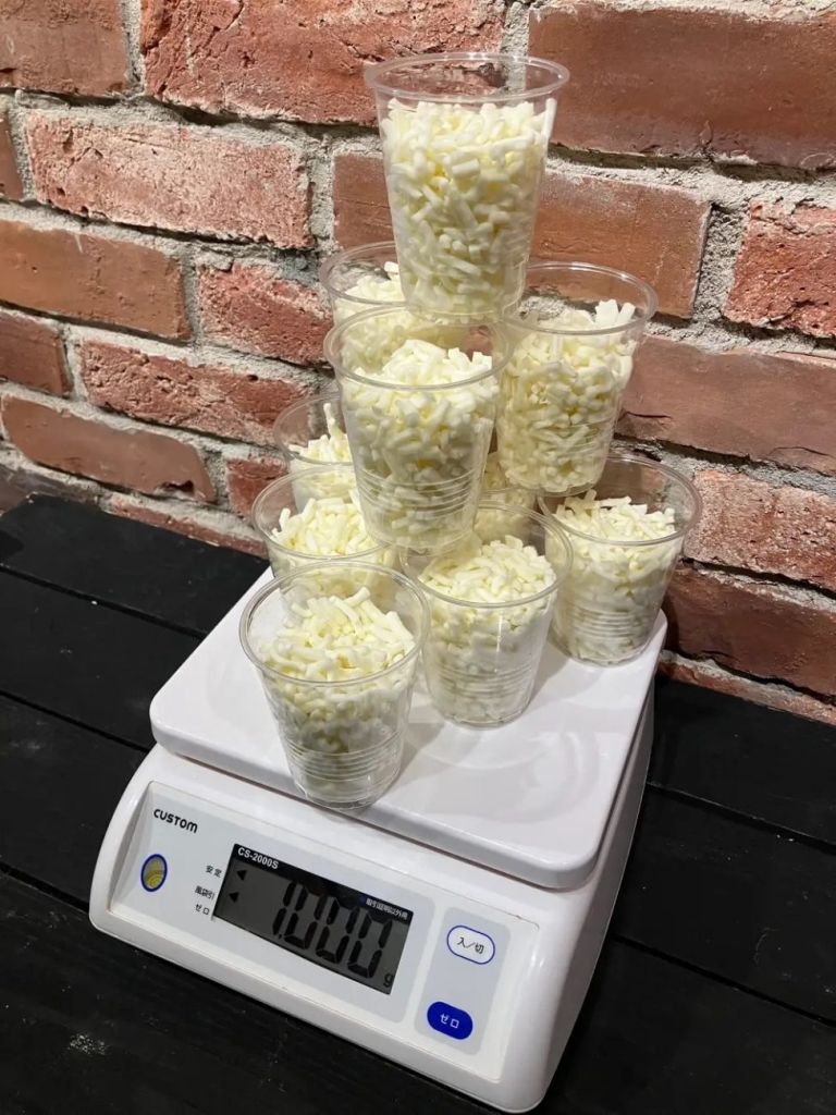 コップ約10杯分のチーズが特徴