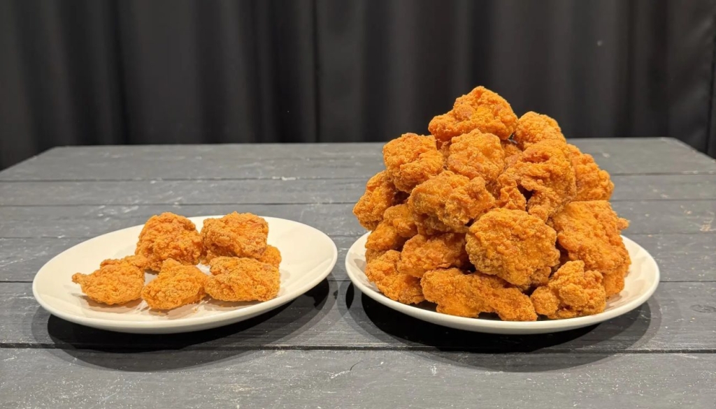 「ほぼ1kgからあげ」