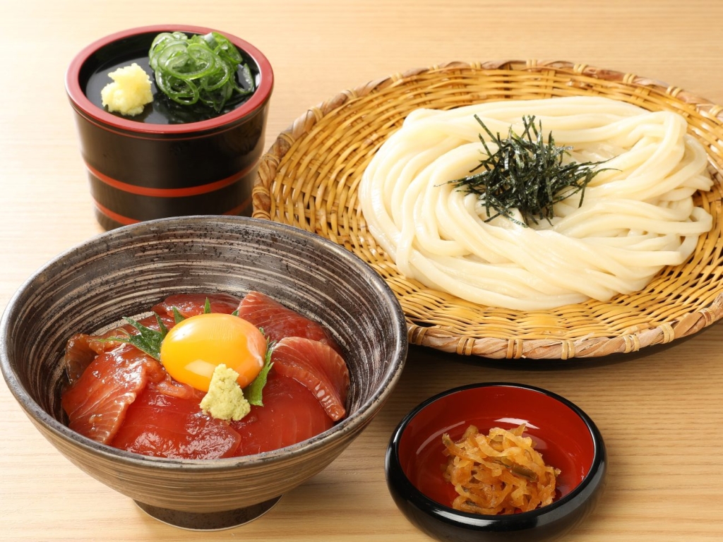 漬けまぐろ丼定食