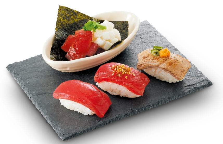まぐろと長芋の手巻き寿司、赤身にぎり、ザクザク醤油にぎり、炙りにぎり