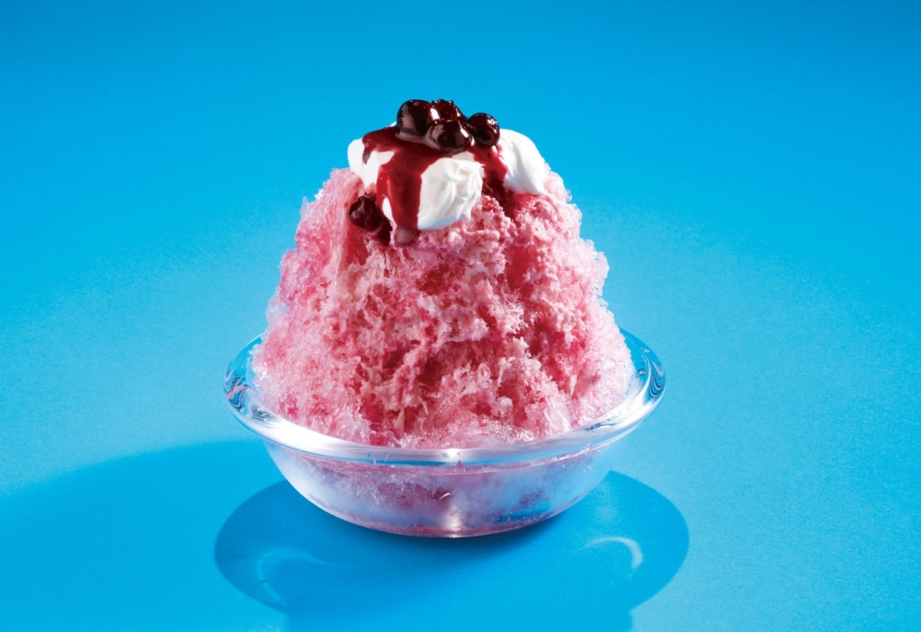 「かき氷みるく 甘酸っぱい巨峰 ブルーベリーソーストッピング」