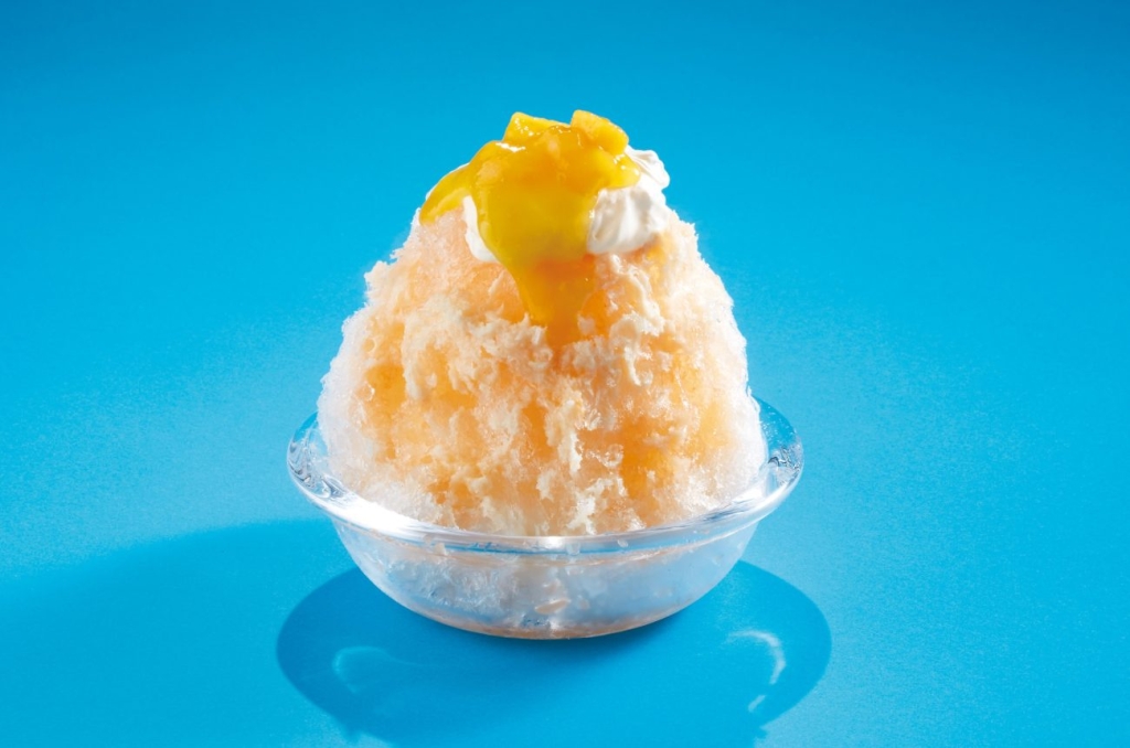 「かき氷みるく 山梨産白桃 マンゴーソーストッピング」