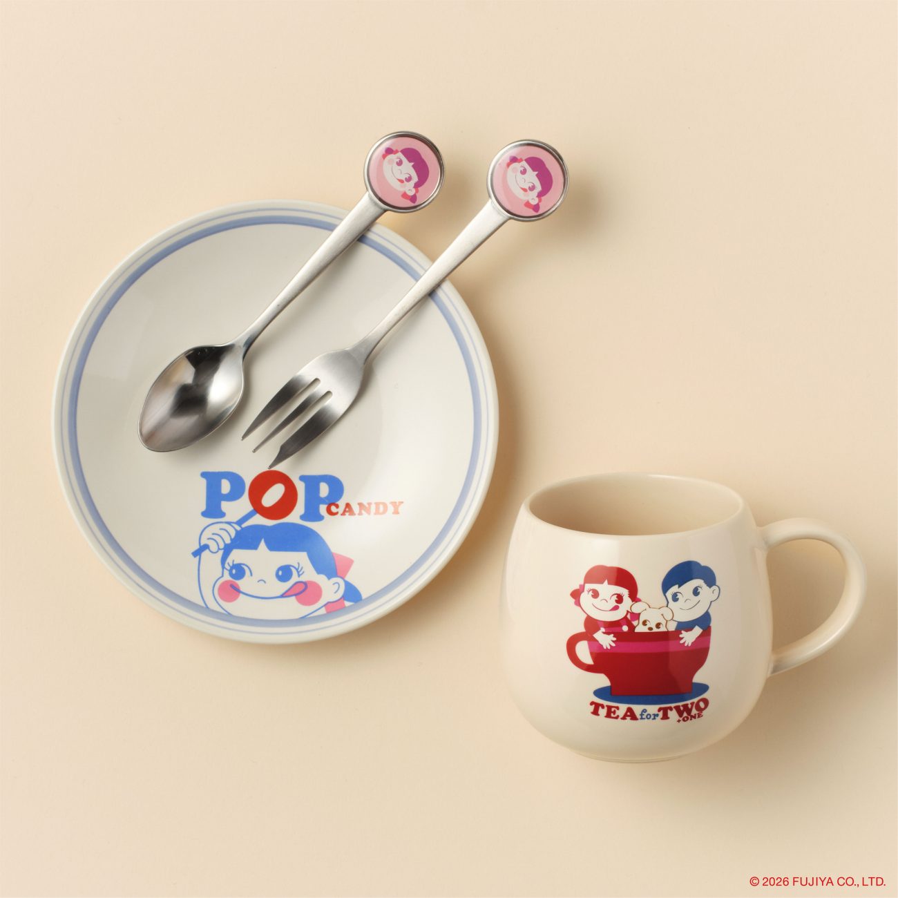 プレート、ティースプーン、ケーキフォーク、マグカップ