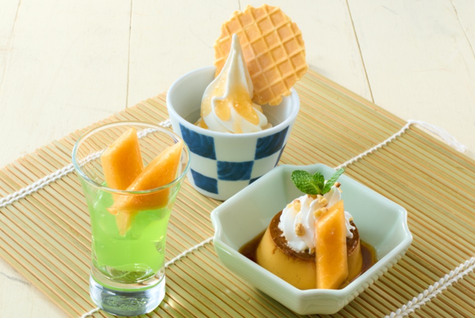 「赤肉メロンの甘味三彩」(税込769円)