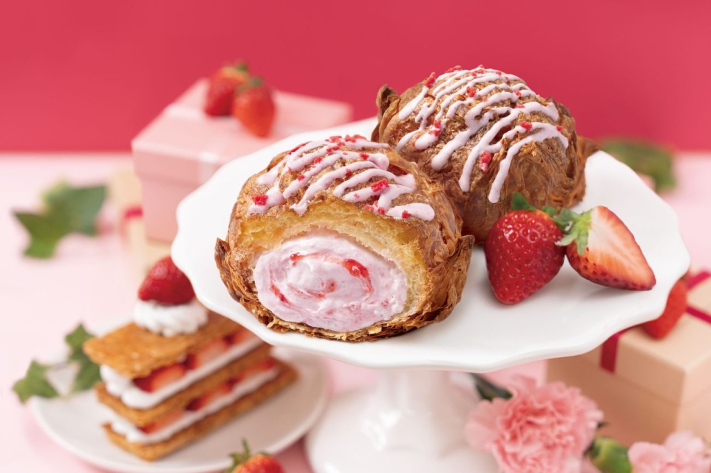 プレミアム苺ミルフィーユシュー