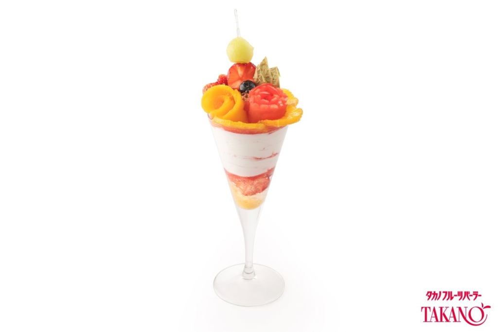 パフェリオ本店「母の日パフェ」