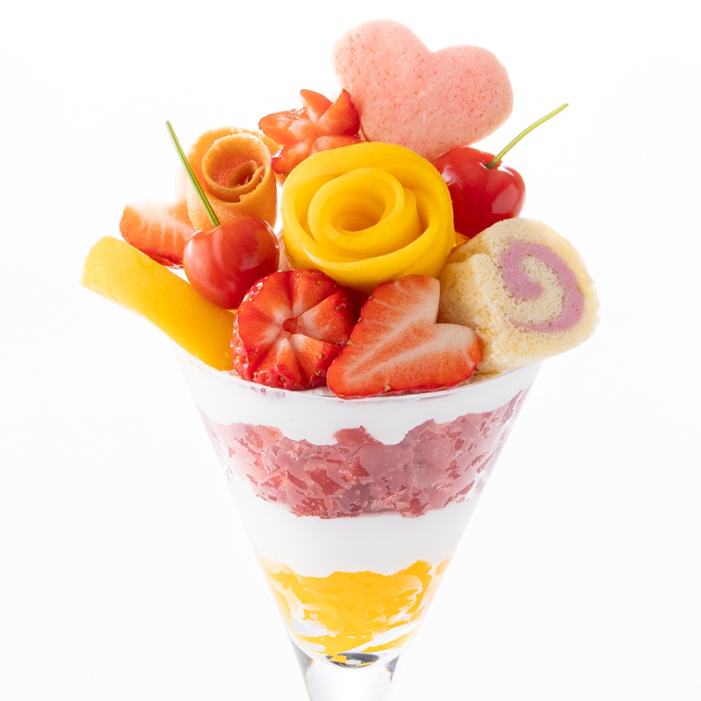 JR名古屋髙島屋店「母の日パフェ～宮崎マンゴー・苺・さくらんぼ～」