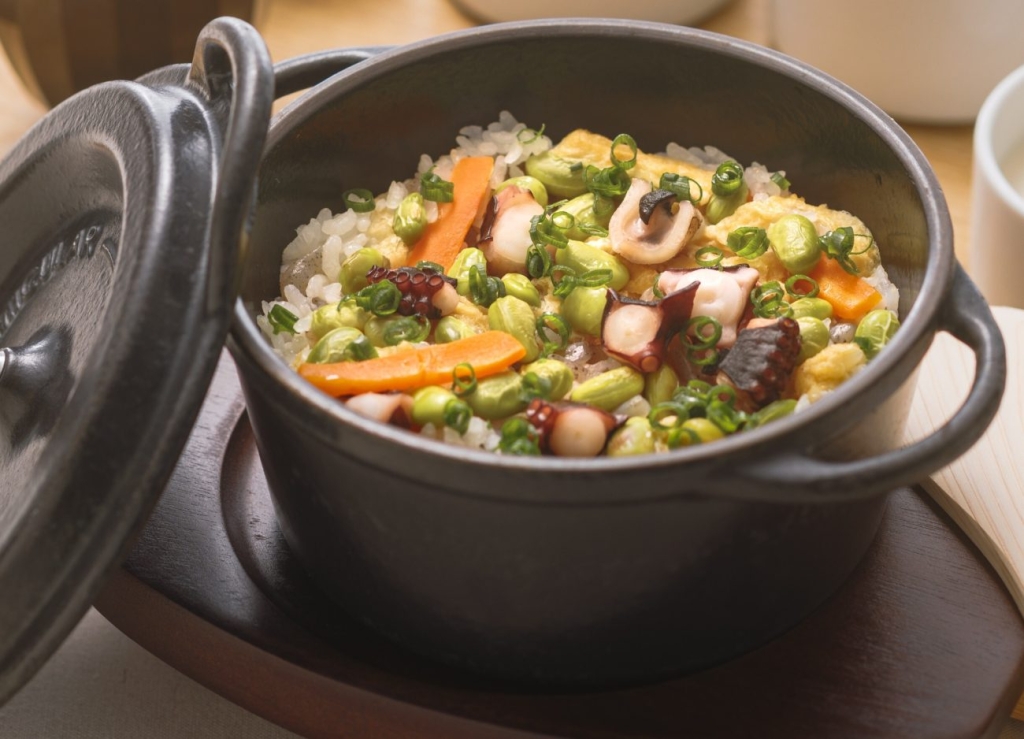 「蛸と枝豆の炊き込みご飯 〈1合〉」
