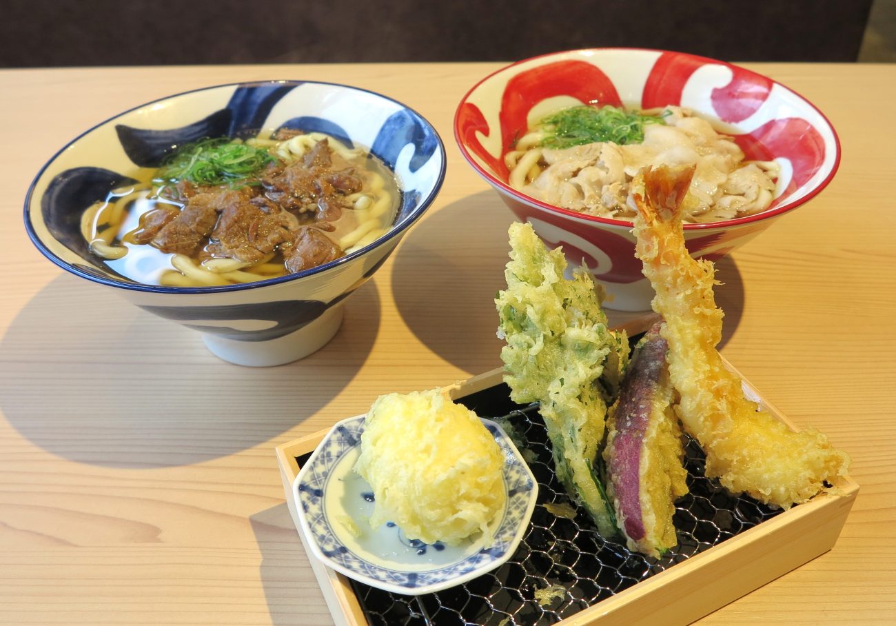 国産牛煮込の肉讃岐うどん、霧島黒豚の肉讃岐うどん、源次郎　名物天盛り