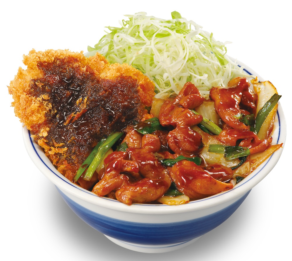 モツ野菜炒めとチキンカツの合い盛り丼