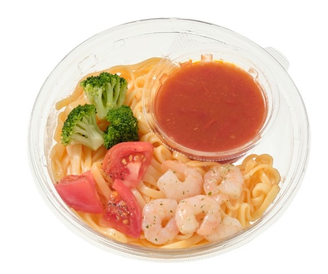 「冷製生パスタ 海老の旨みトマトソース」