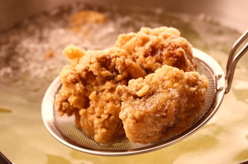 鶏もも肉のから揚げ
