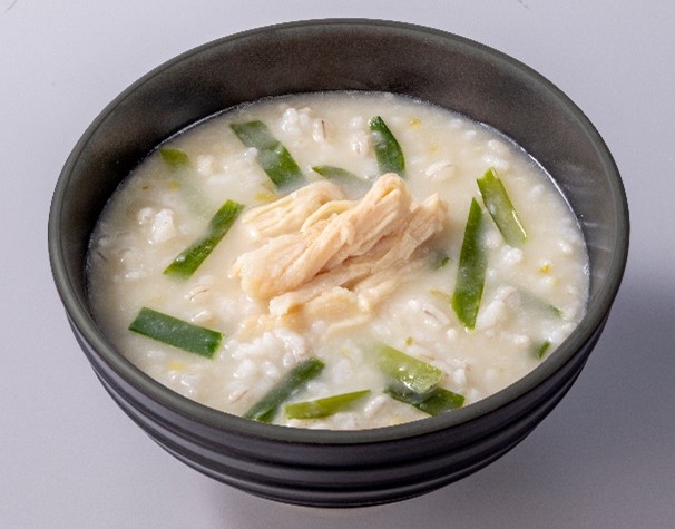 セブンプレミアム 参鶏湯 298円(税込321.84円)