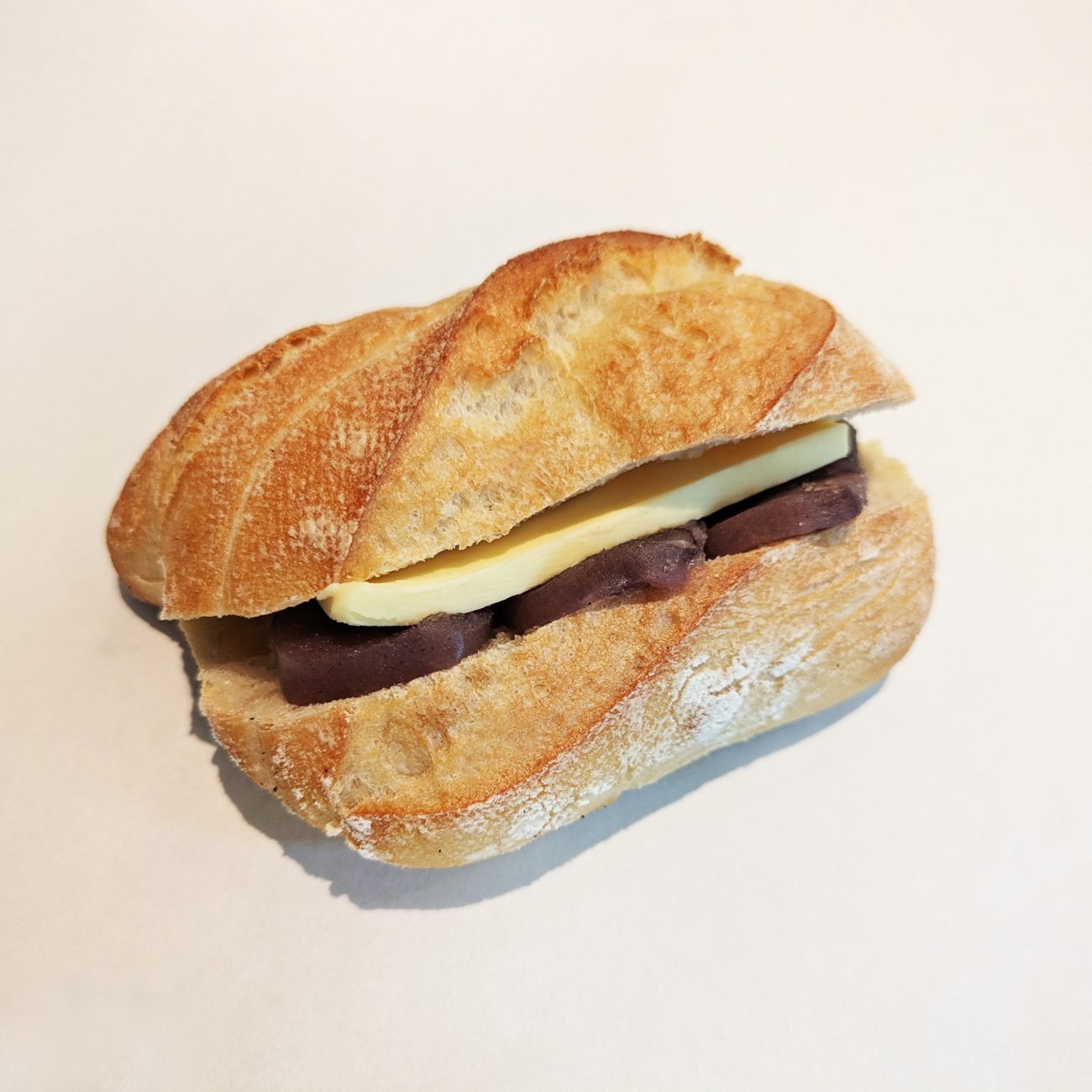 ういろうバターサンド 小倉:税込594円