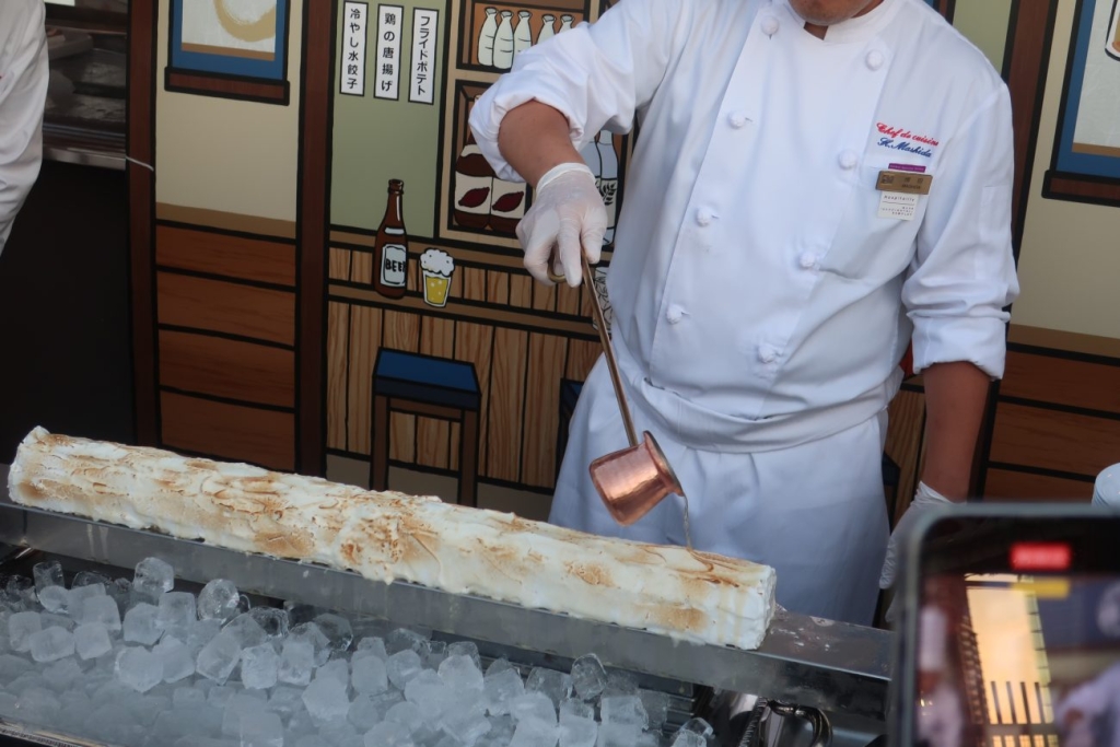 「炎のフランベ アイスチーズケーキ」