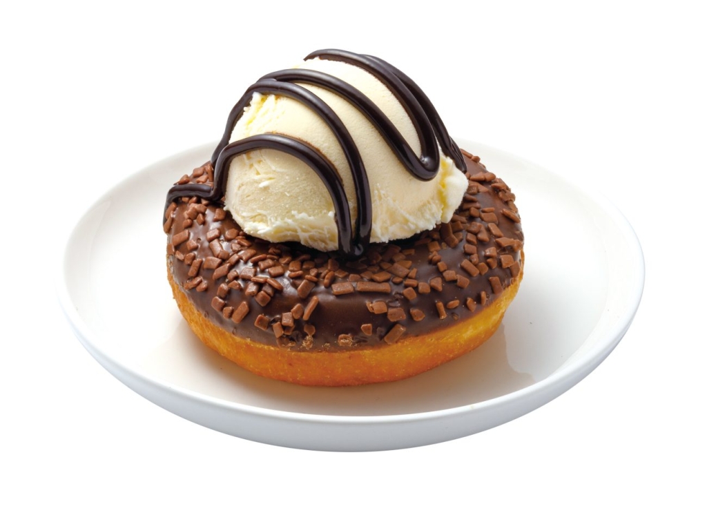 「チョコドーナツバニラアイスのせ」330円(税込363円)
