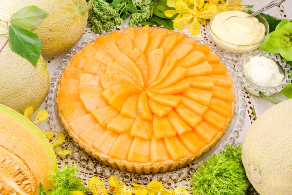 「特選 北海道夕張産 夕張メロンのタルト」whole (25cm) 20,000円