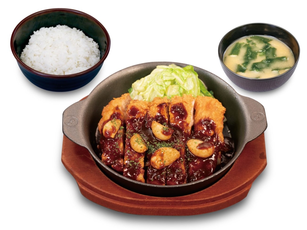 にんにく醤油の“揚げる”鶏テキ定食