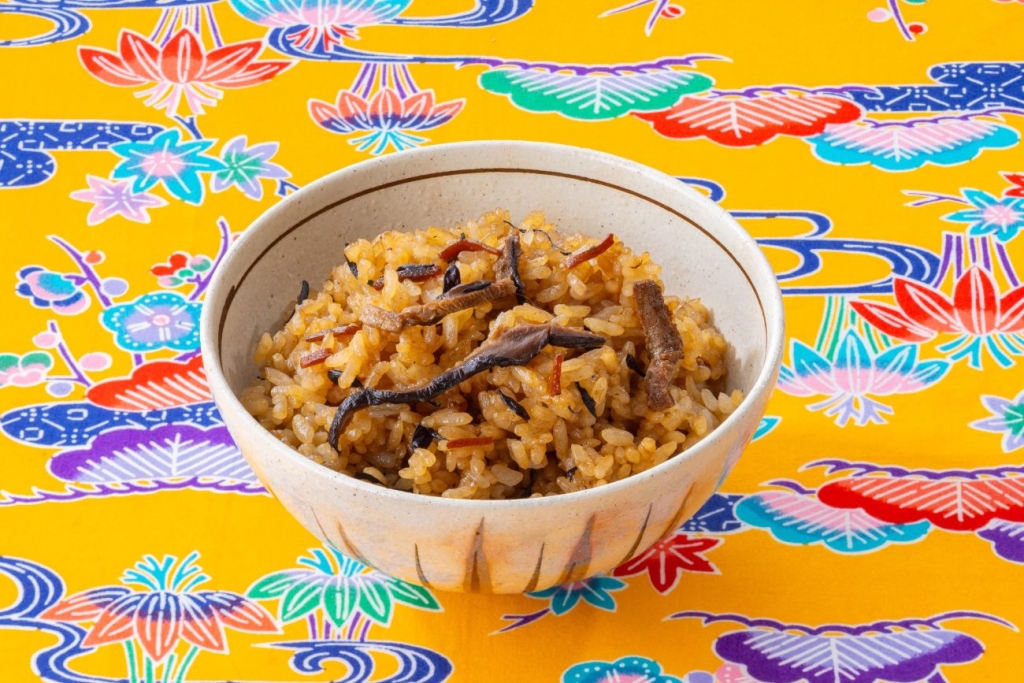 「ジューシー(沖縄の炊き込みご飯)」