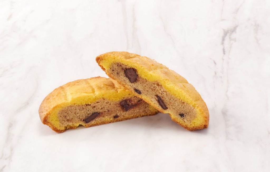 お店で焼いた メロンパンみたいなチョコクッキー 断面