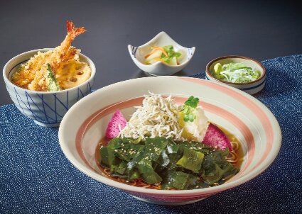 三陸産わかめの香味そばと天ぷらミニ丼セット 1,860円