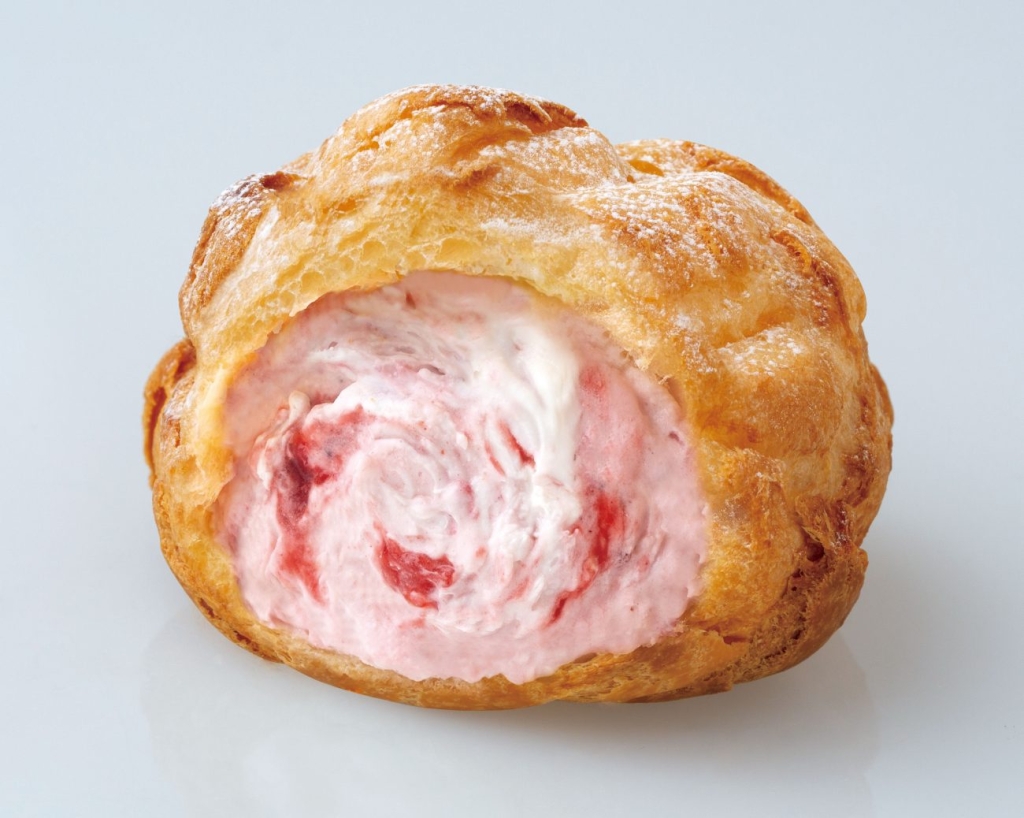 「ストロベリーチーズケーキ」320円(税込)