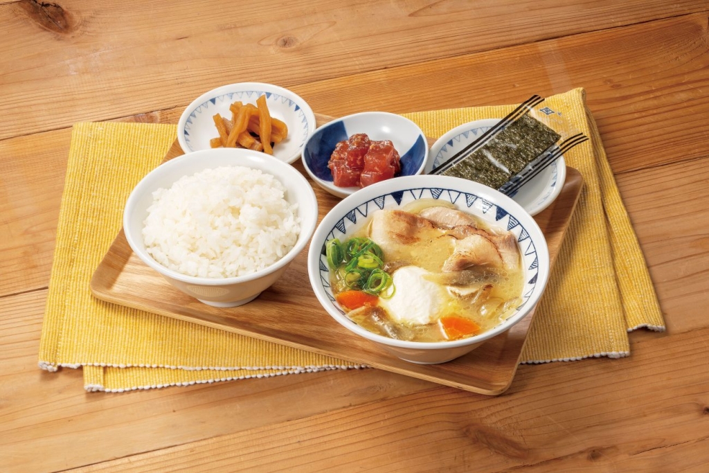 「ごちとんお刺身朝定食」