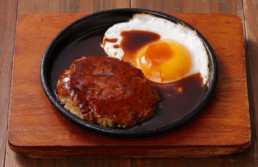 「チキンハンバーグステーキエッグ」
