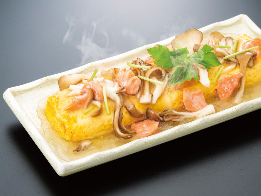 「鮭と舞茸のあんかけだし巻き玉子」