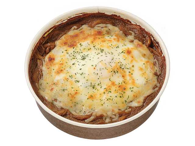チーズの虜 半熟玉子とカレー焼きパスタ